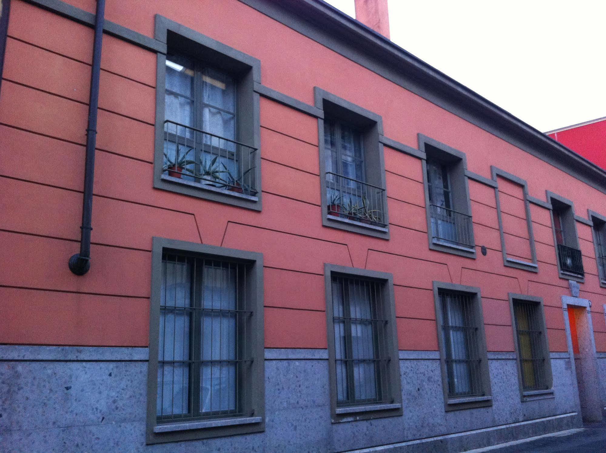 Navigli Downtown Cocco House Apartamento Milão Exterior foto